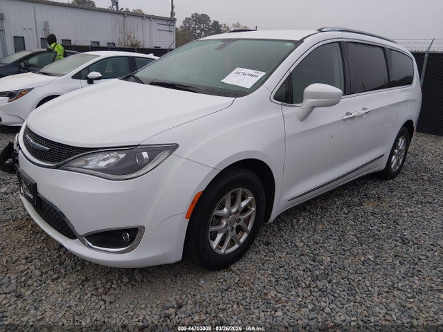 Продажа на аукционе авто 2020 Chrysler Pacifica Touring L, vin: 2C4RC1BG2LR279640, номер лота: 44703009