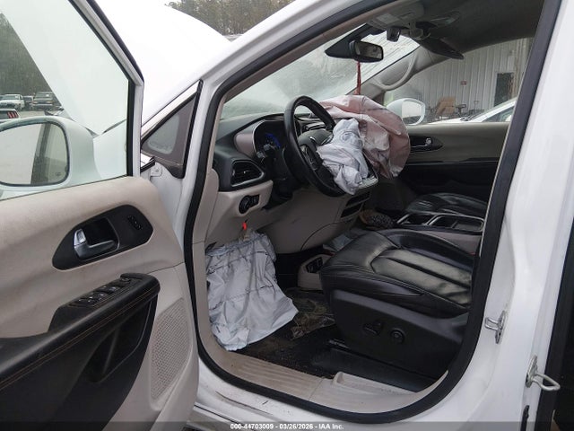 Продажа на аукционе авто 2020 Chrysler Pacifica Touring L, vin: 2C4RC1BG2LR279640, номер лота: 44703009
