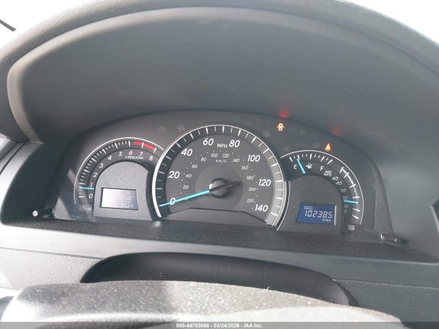 4T4BF1FK2ER425453 Toyota CAMRY LE