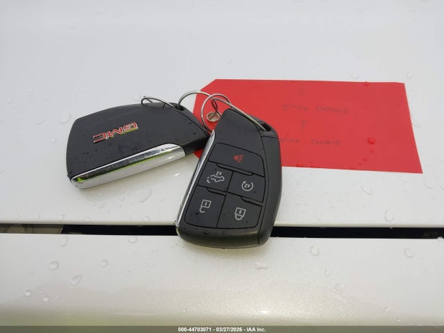 Продажа на аукционе авто 2024 Gmc Sierra 1500 4wd  Short Box Denali Ultimate, vin: 1GTUUHELXRZ265590, номер лота: 44703071