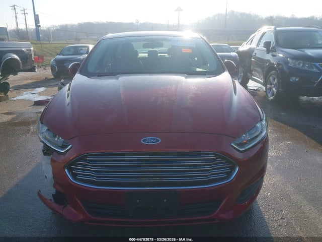 44703078 :رقم المزاد ، 3FA6P0H77GR163154 vin ، 2016 Ford Fusion Se مزاد بيع