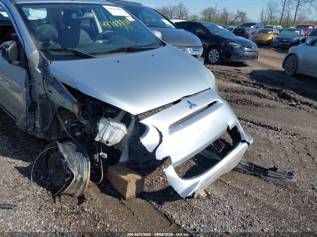 2014 MITSUBISHI MIRAGE ML32A3HJ9EH013698 Photo 5