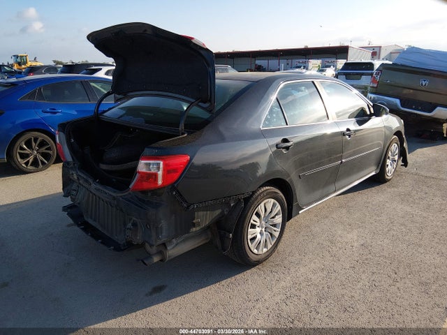 Продажа на аукционе авто 2014 Toyota Camry Le, vin: 4T4BF1FK9ER351092, номер лота: 44703091
