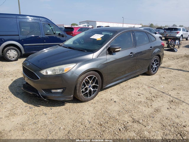 2015 Ford Focus Se მანქანა იყიდება აუქციონზე, vin: 1FADP3F24FL321933, აუქციონის ნომერი: 44703123