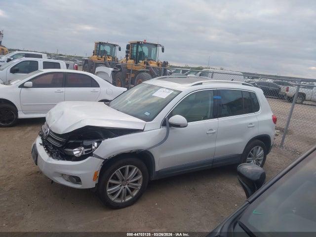Продаж на аукціоні авто 2015 Volkswagen Tiguan Se, vin: WVGBV7AX7FW587636, номер лоту: 44703125