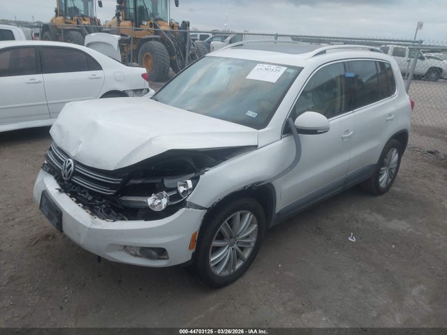 Продаж на аукціоні авто 2015 Volkswagen Tiguan Se, vin: WVGBV7AX7FW587636, номер лоту: 44703125