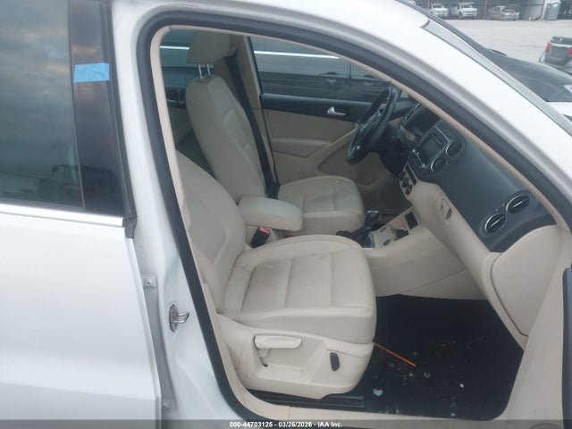 Продаж на аукціоні авто 2015 Volkswagen Tiguan Se, vin: WVGBV7AX7FW587636, номер лоту: 44703125