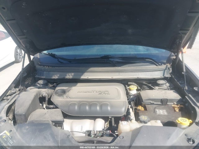 2019 Jeep Cherokee Altitude Fwd მანქანა იყიდება აუქციონზე, vin: 1C4PJLLB8KD416433, აუქციონის ნომერი: 44703169