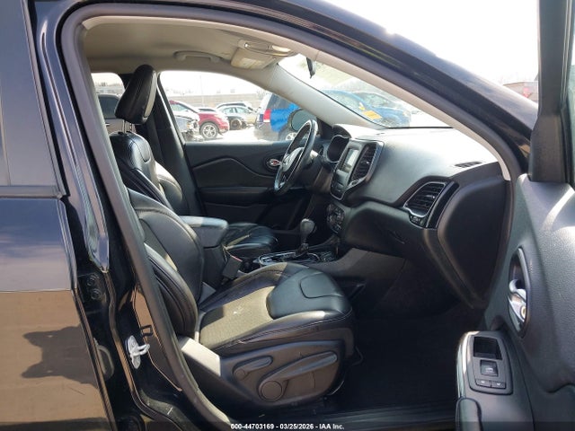 2019 Jeep Cherokee Altitude Fwd მანქანა იყიდება აუქციონზე, vin: 1C4PJLLB8KD416433, აუქციონის ნომერი: 44703169