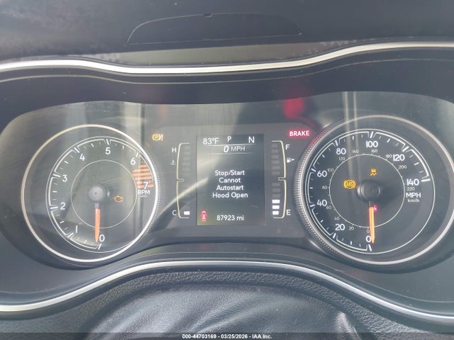 2019 Jeep Cherokee Altitude Fwd მანქანა იყიდება აუქციონზე, vin: 1C4PJLLB8KD416433, აუქციონის ნომერი: 44703169