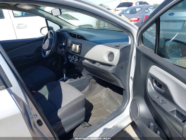 VNKKTUD39GA060351 Toyota YARIS LE
