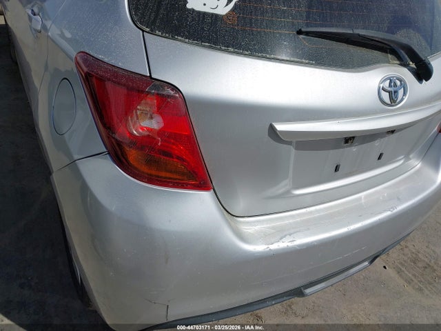 VNKKTUD39GA060351 Toyota YARIS LE