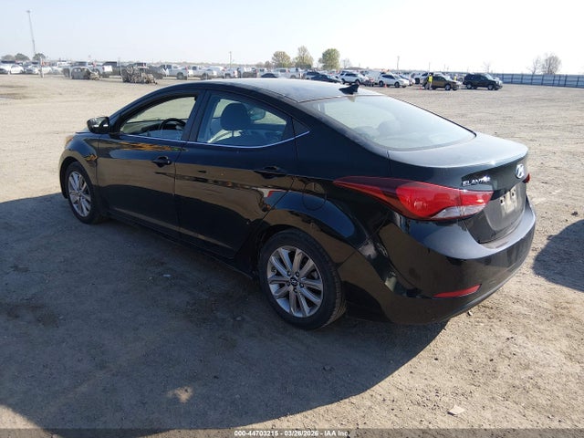 2015 HYUNDAI ELANTRA KMHDH4AE4FU259230 Photo 2