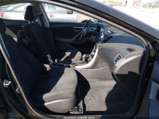 2015 HYUNDAI ELANTRA KMHDH4AE4FU259230 Photo 4