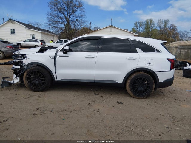 Продажа на аукционе авто 2023 Kia Sorento Lx, vin: 5XYRG4LC7PG191789, номер лота: 44703245