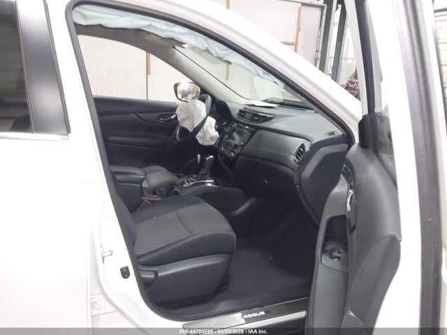 Aukcja sprzedaży 2018 Nissan Rogue Sv, vin: 5N1AT2MV1JC773567, numer aukcji: 44703248