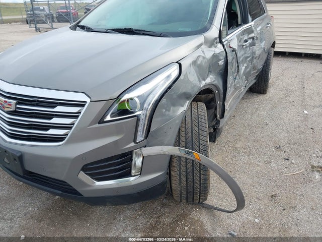 Продажа на аукционе авто 2018 Cadillac Xt5 Luxury, vin: 1GYKNDRS1JZ215268, номер лота: 44703266