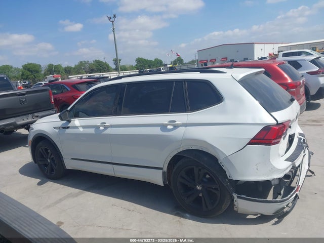 Aukcja sprzedaży 2023 Volkswagen Tiguan 2.0t Se R-line Black, vin: 3VVCB7AX3PM106396, numer aukcji: 44703273