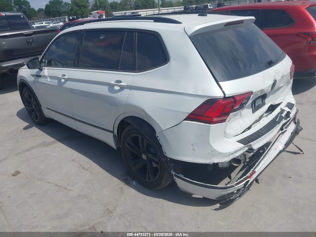 Aukcja sprzedaży 2023 Volkswagen Tiguan 2.0t Se R-line Black, vin: 3VVCB7AX3PM106396, numer aukcji: 44703273