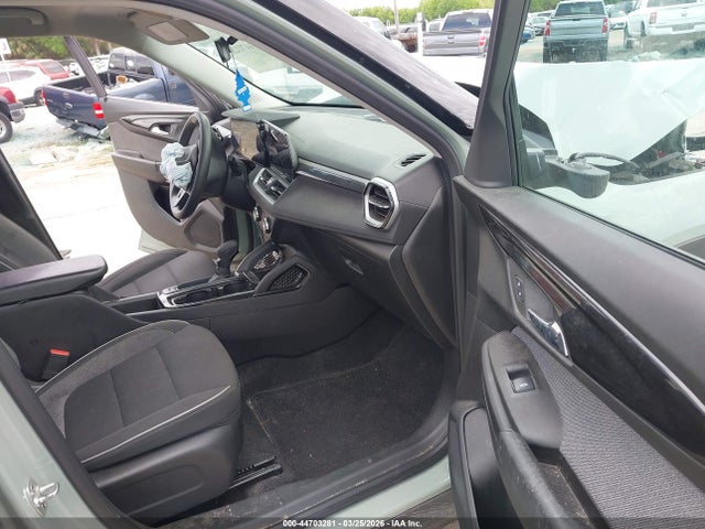 2025 CHEVROLET TRAILBLAZER KL79MMSL3SB065729 Photo 4
