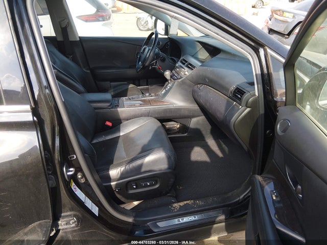 44703280 :رقم المزاد ، 2T2BK1BA0DC174057 vin ، 2013 Lexus Rx 350 مزاد بيع