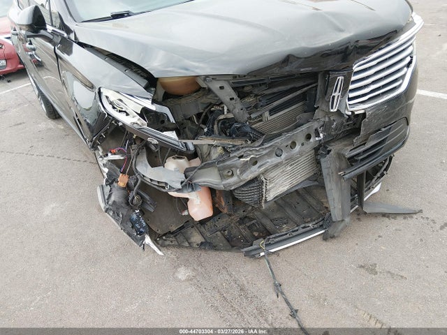 44703304 :رقم المزاد ، 5LMTJ3DH1HUL02244 vin ، 2017 Lincoln Mkc Reserve مزاد بيع