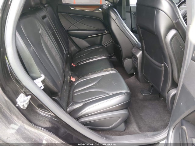 44703304 :رقم المزاد ، 5LMTJ3DH1HUL02244 vin ، 2017 Lincoln Mkc Reserve مزاد بيع
