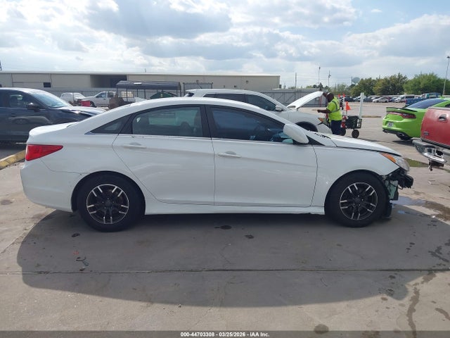 Hyundai SONATA GLS 2014 5NPEB4AC1EH864811 Image 14