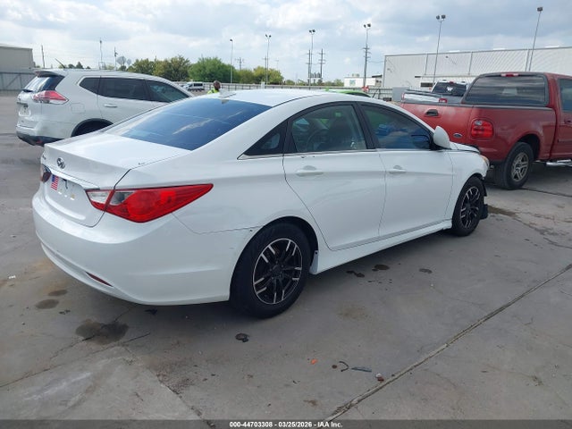 Hyundai SONATA GLS 2014 5NPEB4AC1EH864811 Image 4