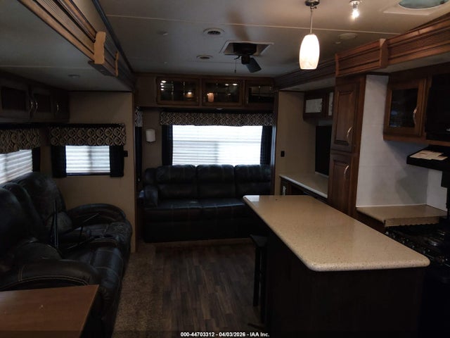Продажа на аукционе авто 2016 Coachmen Chaparral 360, vin: 5ZT3CH1B2GA313105, номер лота: 44703312