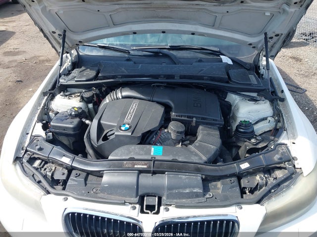 2011 Bmw 335i Xdrive მანქანა იყიდება აუქციონზე, vin: WBAPL5C58BA917837, აუქციონის ნომერი: 44703315