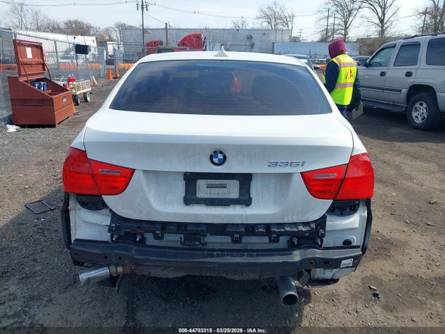 2011 Bmw 335i Xdrive მანქანა იყიდება აუქციონზე, vin: WBAPL5C58BA917837, აუქციონის ნომერი: 44703315