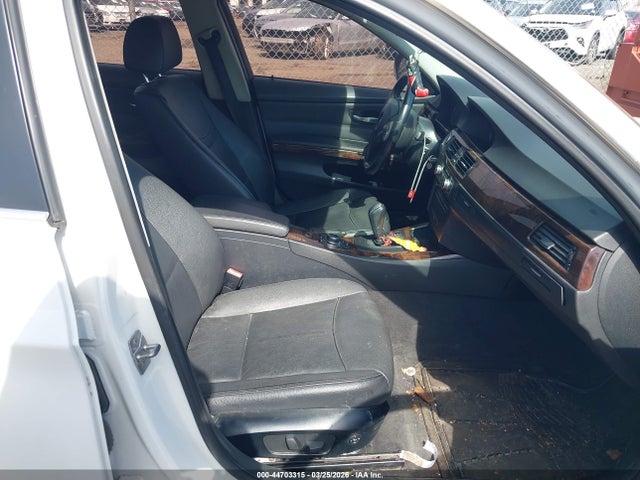 2011 Bmw 335i Xdrive მანქანა იყიდება აუქციონზე, vin: WBAPL5C58BA917837, აუქციონის ნომერი: 44703315