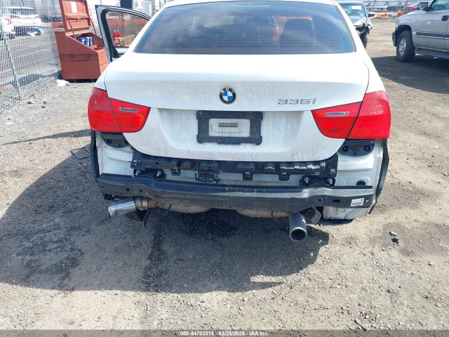 2011 Bmw 335i Xdrive მანქანა იყიდება აუქციონზე, vin: WBAPL5C58BA917837, აუქციონის ნომერი: 44703315