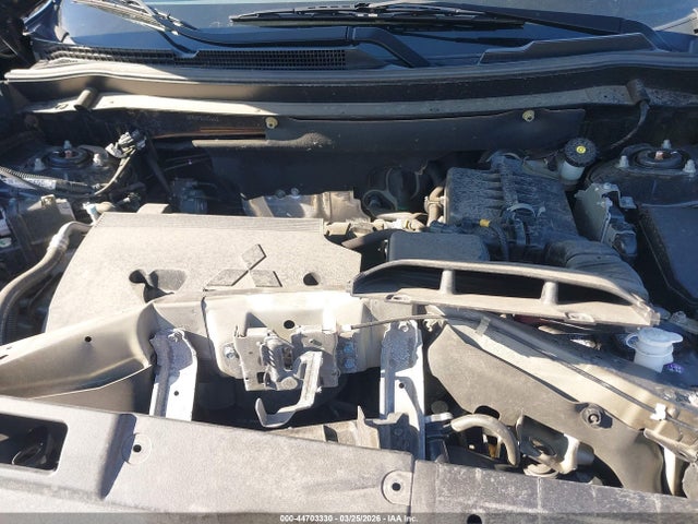 2015 MITSUBISHI OUTLANDER JA4AZ3A31FZ007462 Photo 9