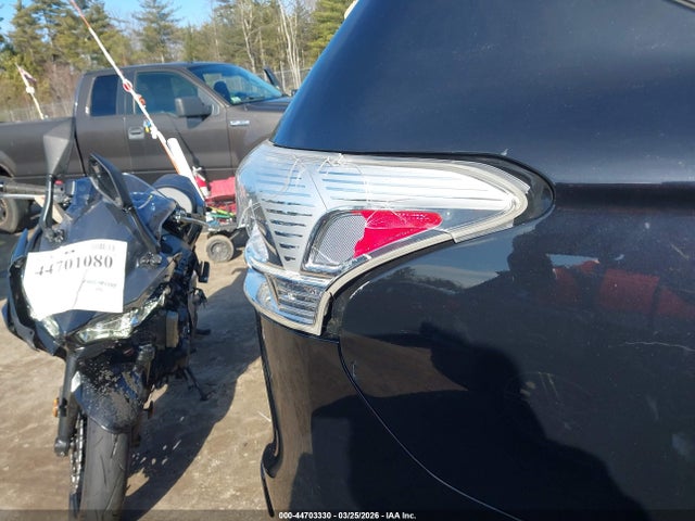Продаж на аукціоні авто 2015 Mitsubishi Outlander Se, vin: JA4AZ3A31FZ007462, номер лоту: 44703330