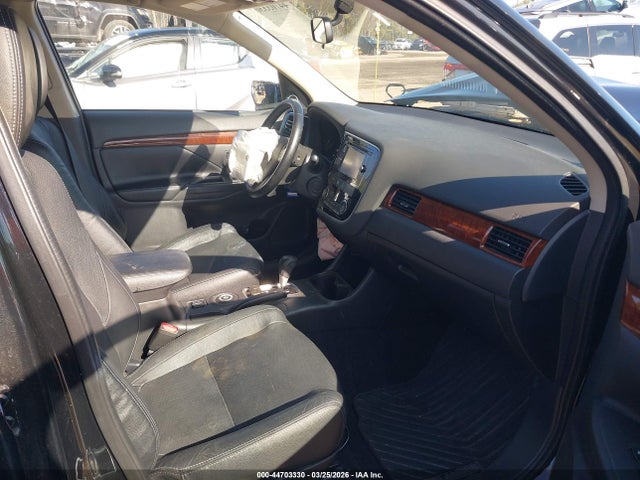 2015 MITSUBISHI OUTLANDER JA4AZ3A31FZ007462 Photo 4