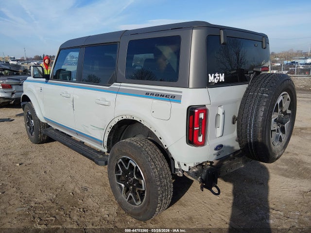 Ford Bronco Outer Banks 2023 1FMDE5BH3PLB95034 Image 3