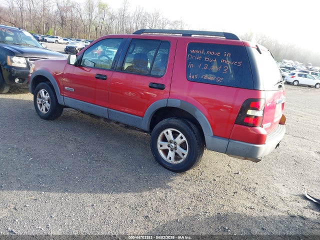 2006 FORD EXPLORER 1FMEU73E36UA13719 Photo 2