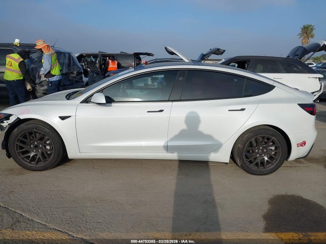 Продажа на аукционе авто 2024 Tesla Model 3 Long Range Dual Motor All-wheel Drive/rear-wheel Drive, vin: 5YJ3E1EA4RF758136, номер лота: 44703385