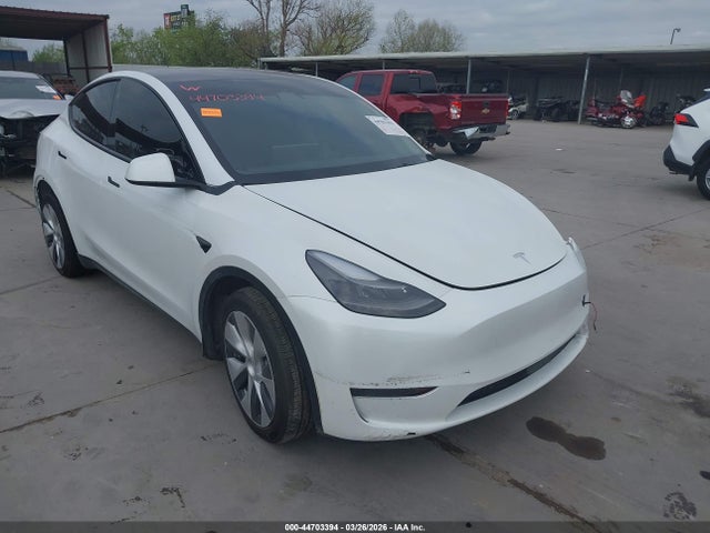 Продажа на аукционе авто 2023 Tesla Model Y Awd/long Range Dual Motor All-wheel Drive, vin: 7SAYGDEE1PF780633, номер лота: 44703394