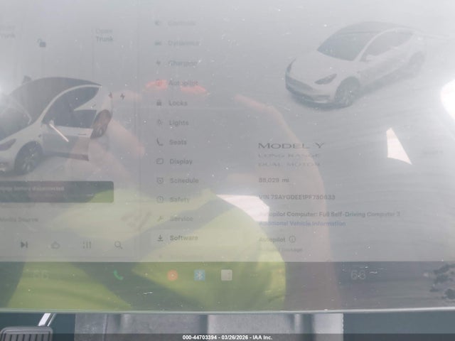 Продажа на аукционе авто 2023 Tesla Model Y Awd/long Range Dual Motor All-wheel Drive, vin: 7SAYGDEE1PF780633, номер лота: 44703394