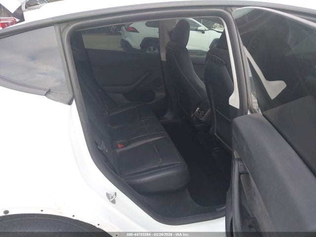 Продажа на аукционе авто 2023 Tesla Model Y Awd/long Range Dual Motor All-wheel Drive, vin: 7SAYGDEE1PF780633, номер лота: 44703394