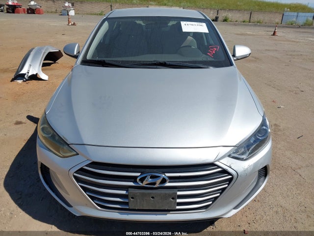 5NPD84LF4HH119301 Hyundai ELANTRA SE