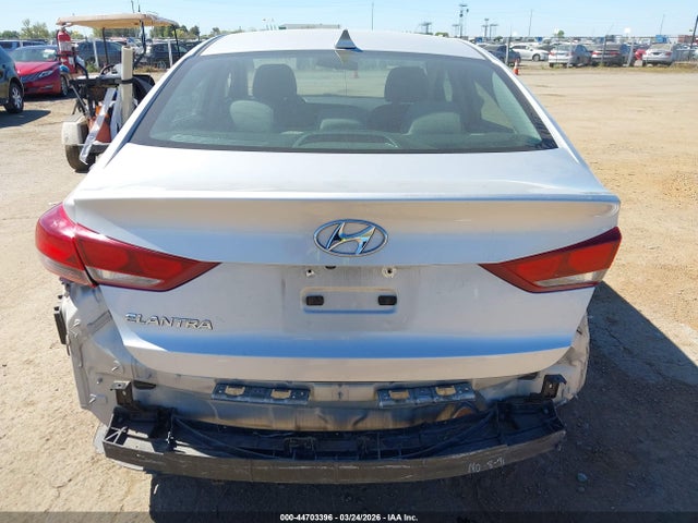 5NPD84LF4HH119301 Hyundai ELANTRA SE