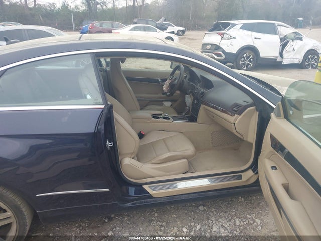 2010 Mercedes-benz E 350 მანქანა იყიდება აუქციონზე, vin: WDDKJ5GB8AF014873, აუქციონის ნომერი: 44703403