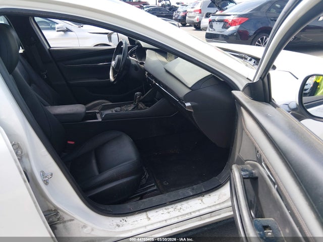 2019 Mazda Mazda3 Select Package მანქანა იყიდება აუქციონზე, vin: JM1BPACLXK1107182, აუქციონის ნომერი: 44703405