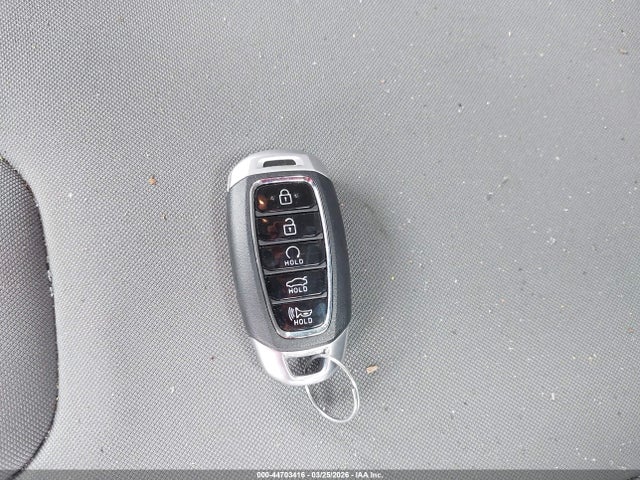 KMHLM4AG5PU619549 Hyundai ELANTRA SEL
