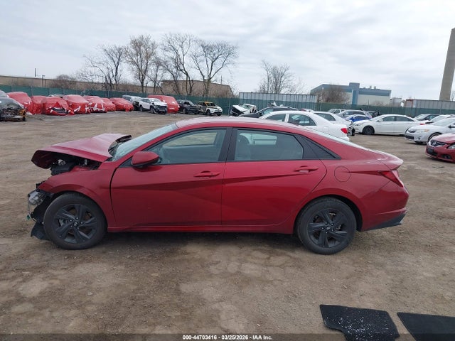 KMHLM4AG5PU619549 Hyundai ELANTRA SEL