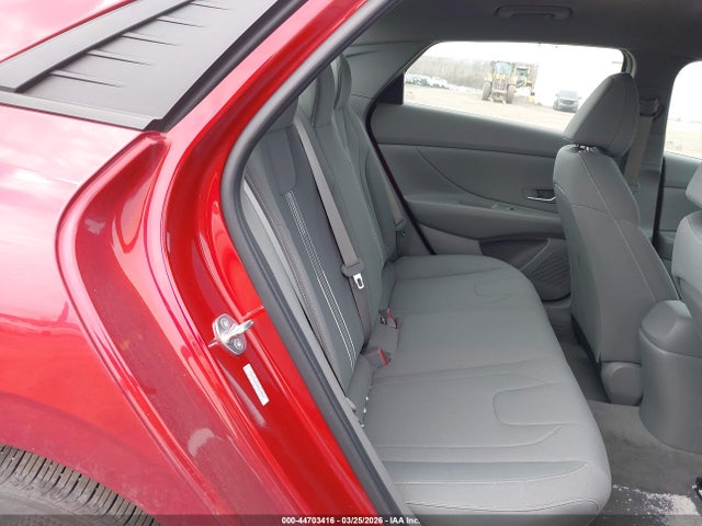 KMHLM4AG5PU619549 Hyundai ELANTRA SEL